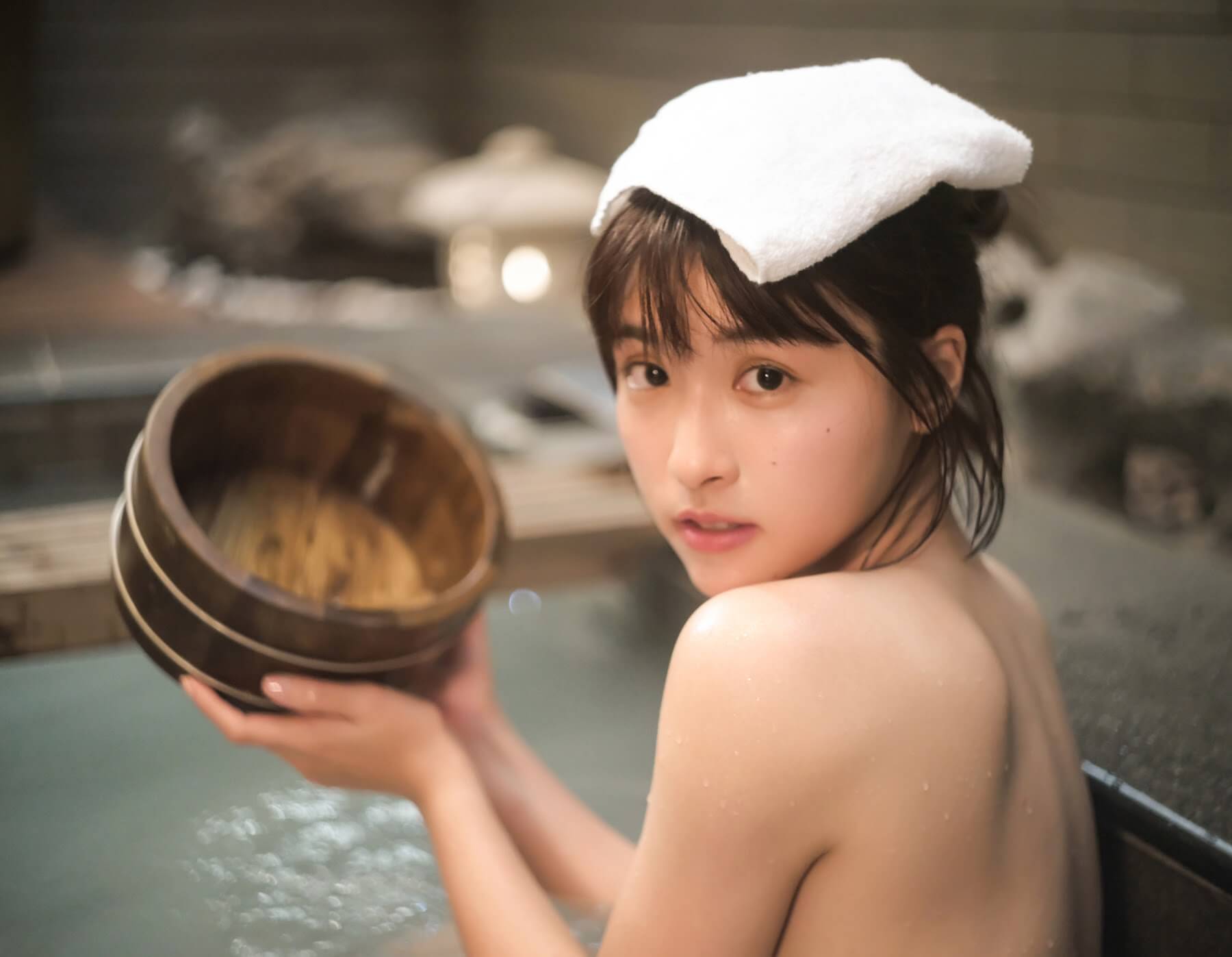 峮峮写真集一见峮心，QUNing