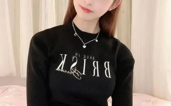 大眼萝莉樱萌子个人资料图片,名副其实的偶像出道