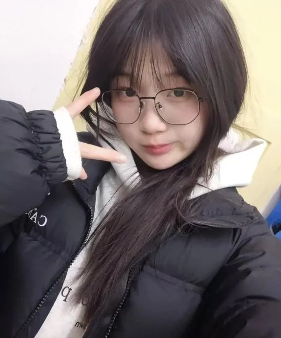 推特网红奇迹manman女菩萨,混是真的混嫩是真的嫩